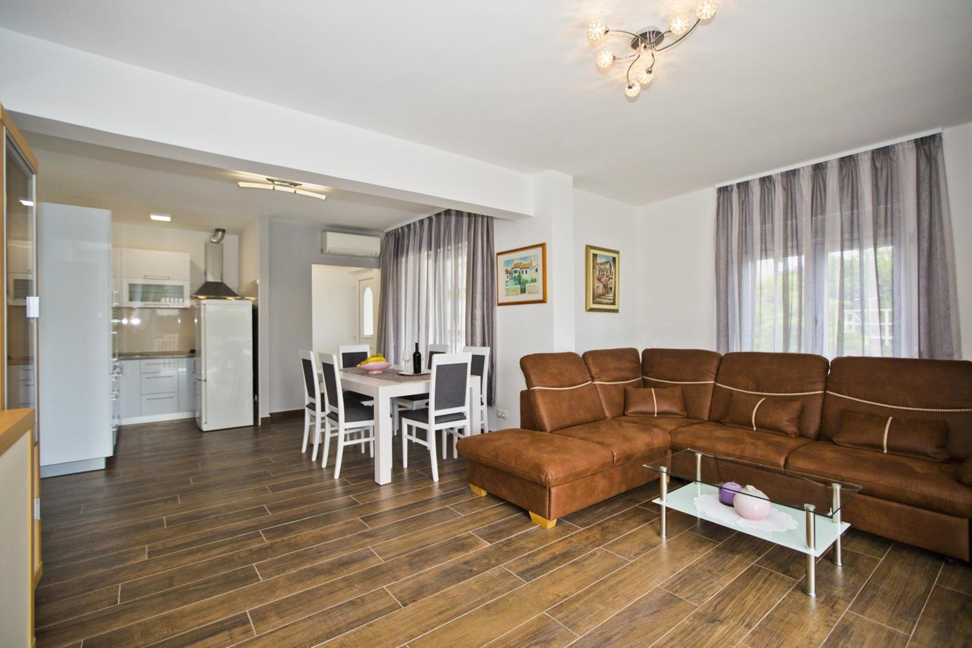 Apartments Grgo 赫瓦尔 外观 照片